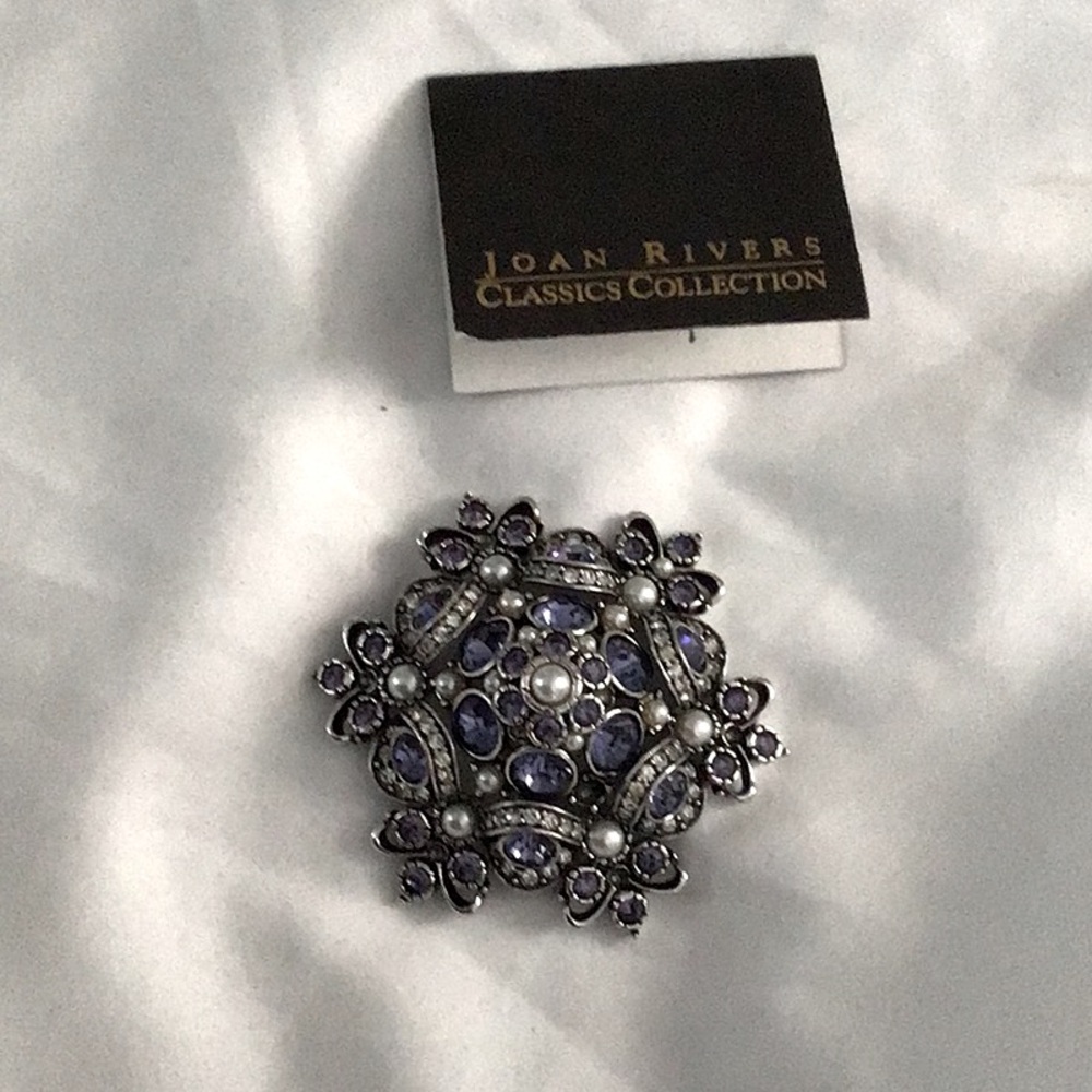 Rare Joan Rivers Silver Tone Purple Crystal Faux Pearl  Brooch Pin.